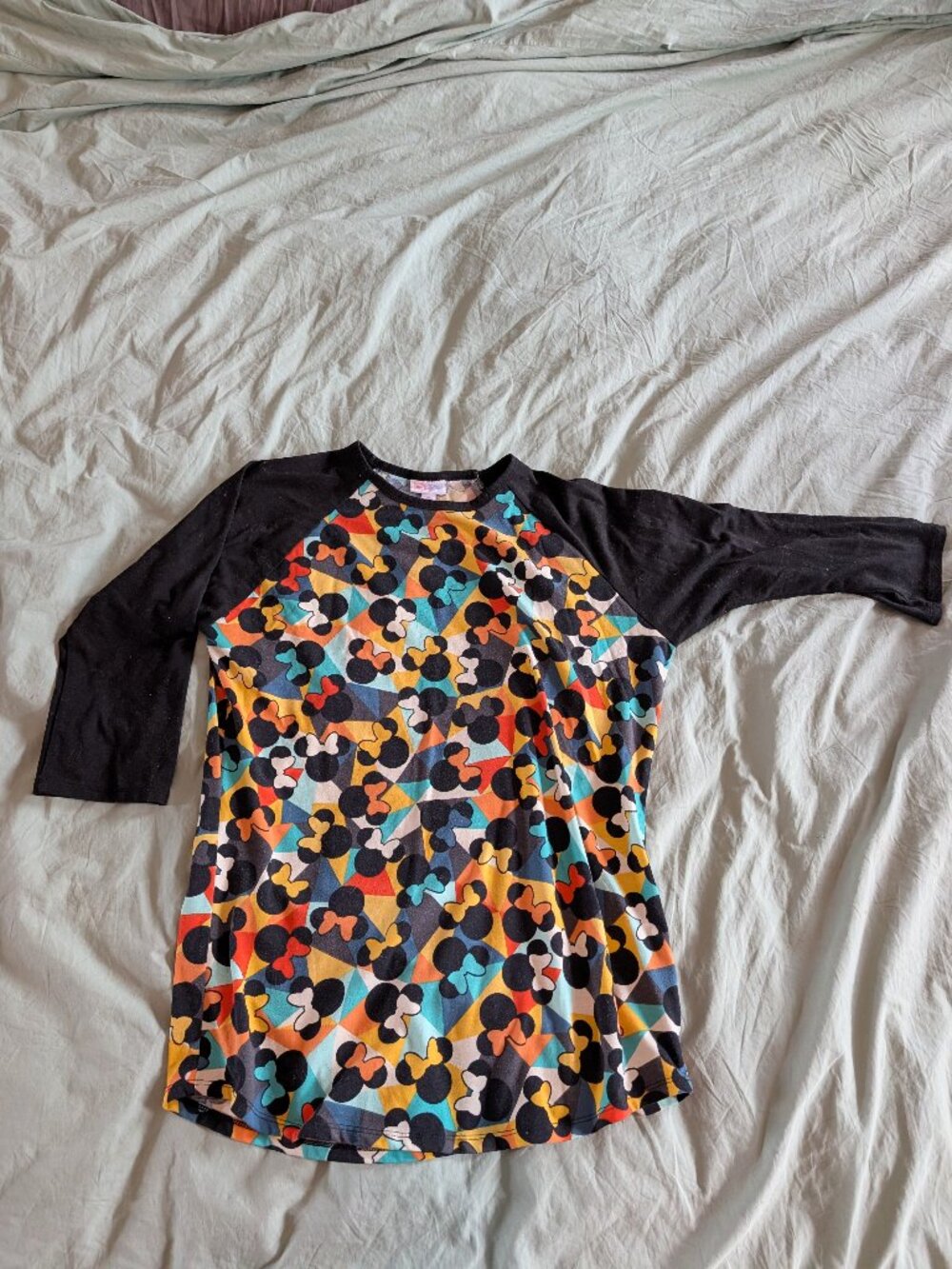 LulaRoe Multicolor Minnie, 3/4 Sleeve Shirt